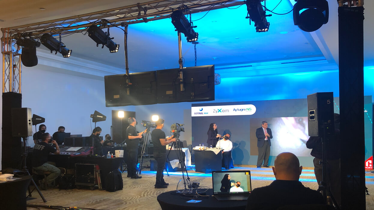 Hybrid event streaming production in Mexico
